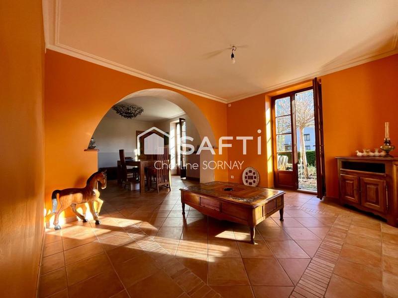 Maison - 185 m² - 8 pièces