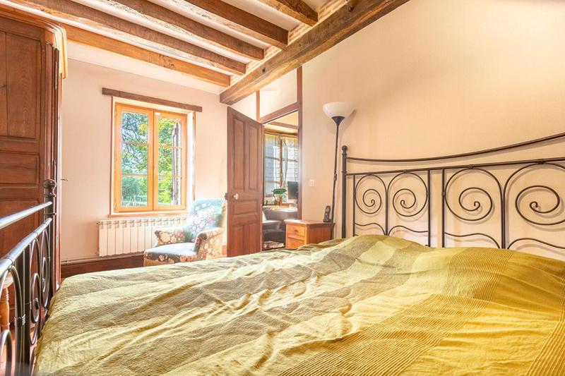 Propriété - 270 m² - 12 pièces