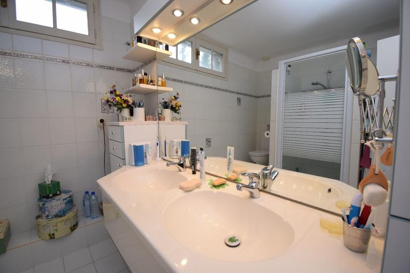 Maison - 153 m² - 4 pièces