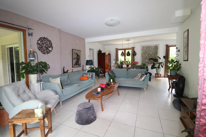Villa - 182 m² - 6 pièces
