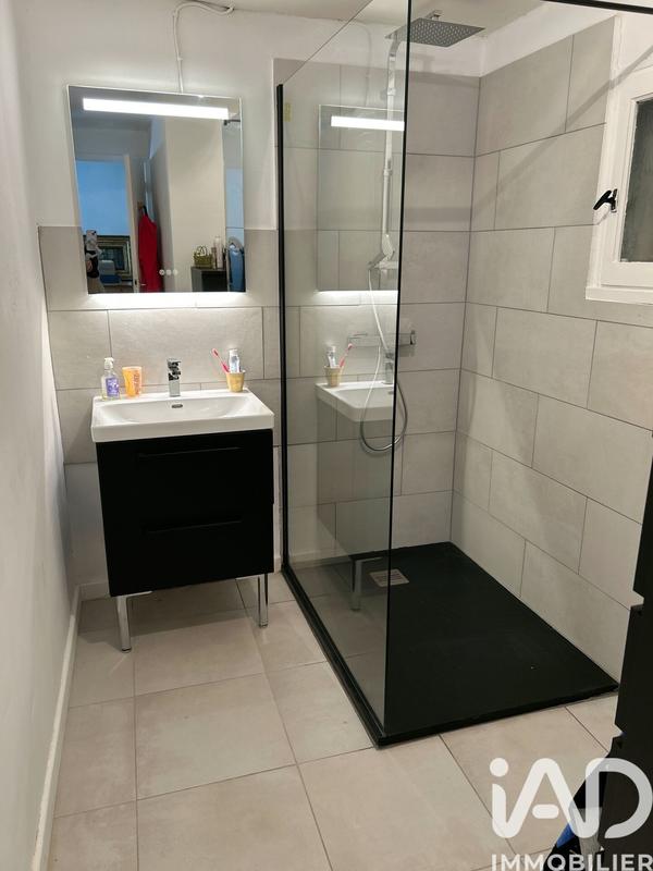 Maison - 300 m² - 10 pièces