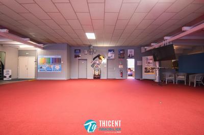 Local commercial - 244 m²