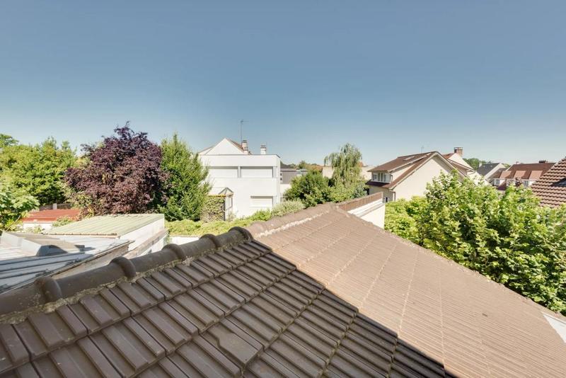 Maison - 172 m² - 9 pièces