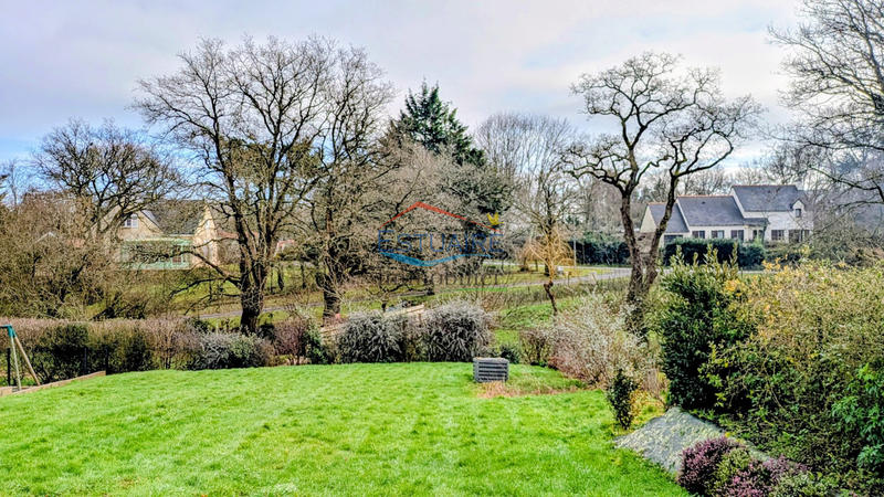 Maison traditionnelle - 107 m² - 5 pièces