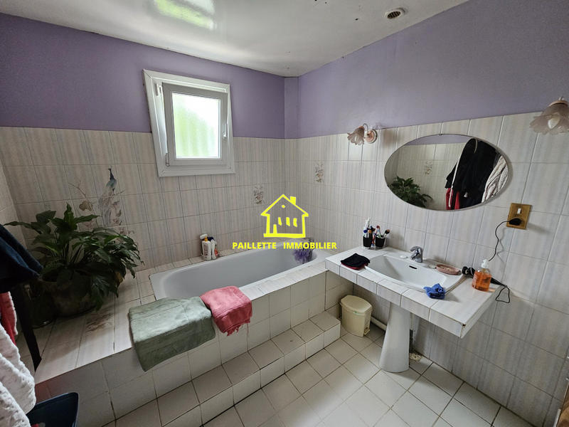 Maison - 181 m² - 6 pièces