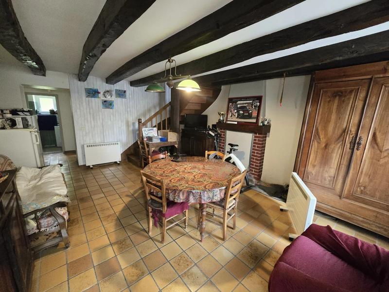 Maison - 215 m² - 12 pièces