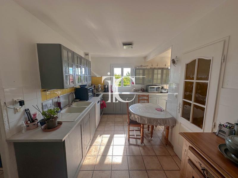 Maison - 131 m² - 6 pièces