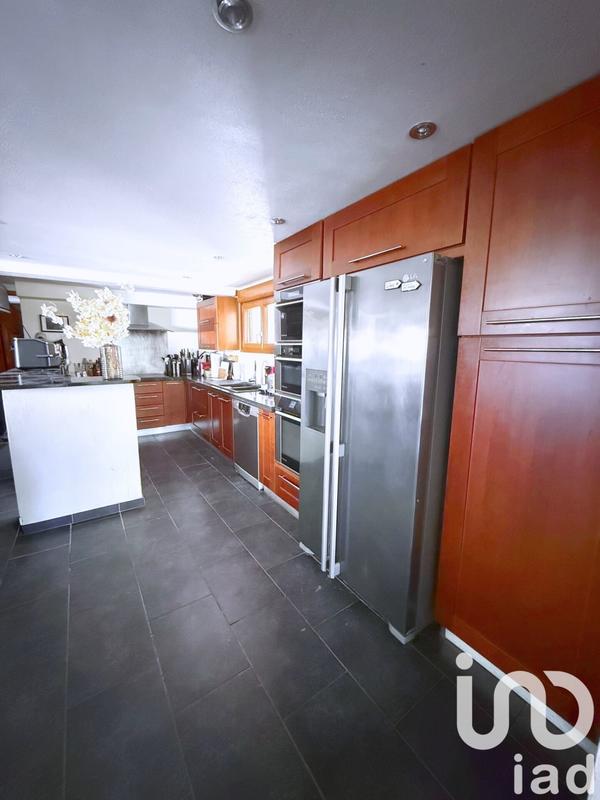 Maison - 171 m² - 8 pièces