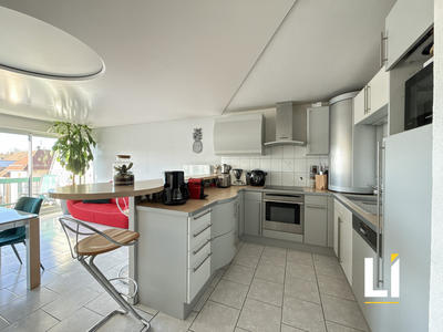 Appartement - 98 m² - 4 pièces