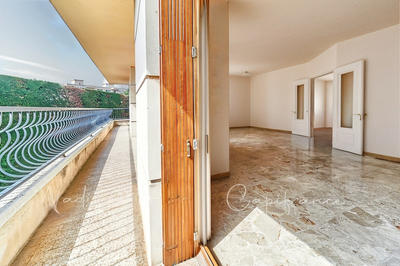 Appartement - 105 m² - 4 pièces