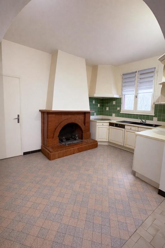 Maison - 192 m² - 9 pièces