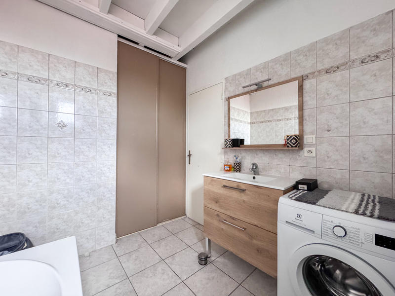 Immeuble - 145 m² - 7 pièces