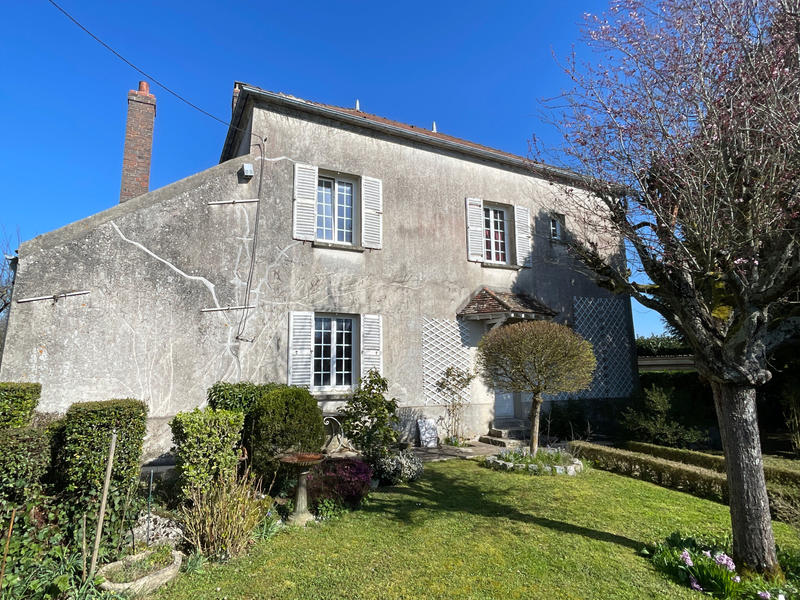 Maison - 166 m² - 7 pièces