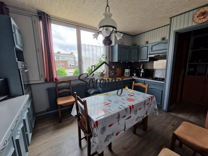 Maison - 97 m² - 5 pièces