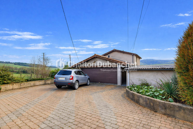 Maison - 127 m² - 7 pièces