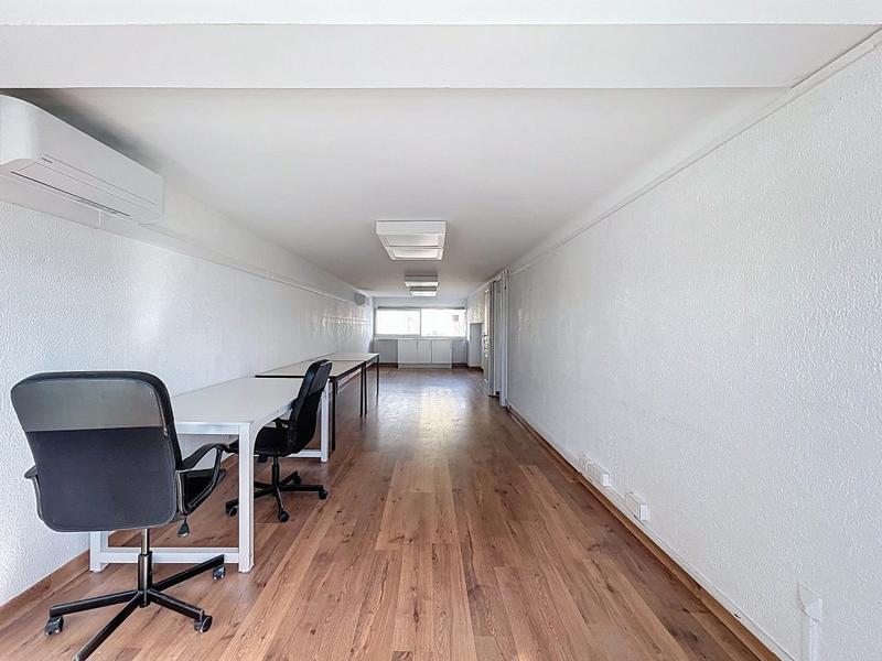 Local d'activités - 75 m²