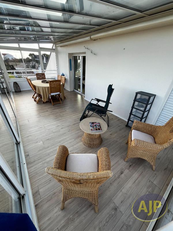 Appartement - 84 m² - 4 pièces