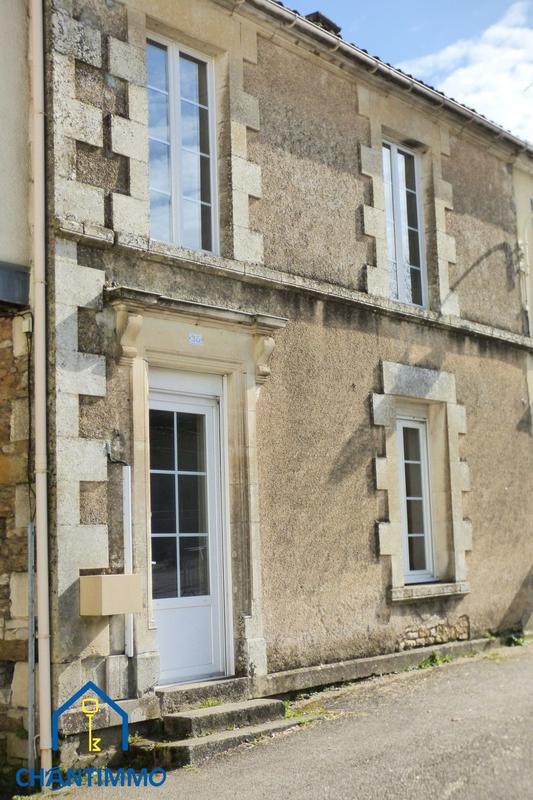 Maison - 102 m² - 4 pièces