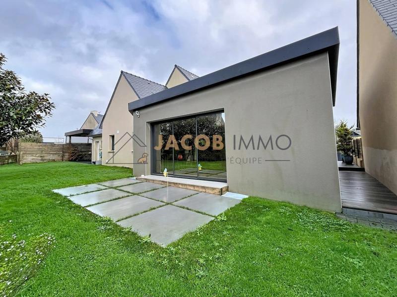 Maison - 173 m² - 8 pièces