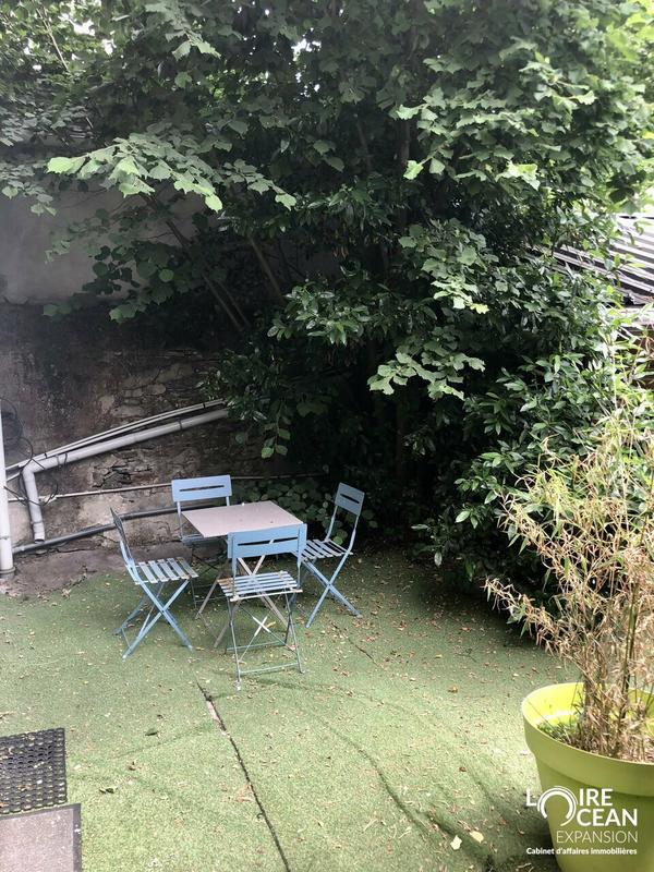 Local commercial - 64 m²