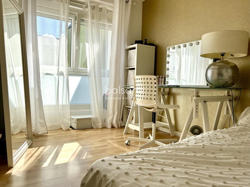 Appartement - 85 m² - 4 pièces