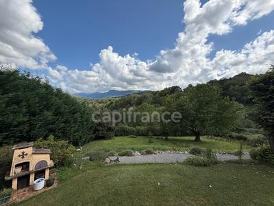 Maison - 145 m² - 8 pièces