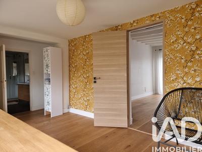 Maison - 240 m² - 8 pièces