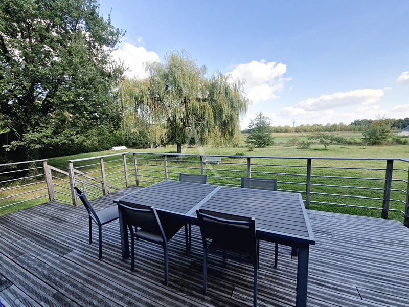 Maison - 140 m² - 8 pièces