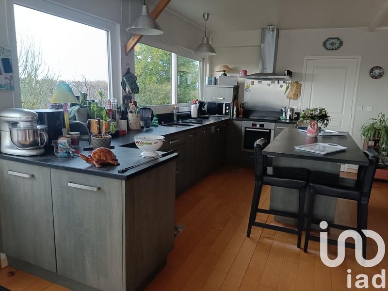 Maison - 235 m² - 4 pièces