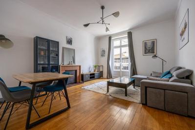 Appartement - 82 m² - 3 pièces