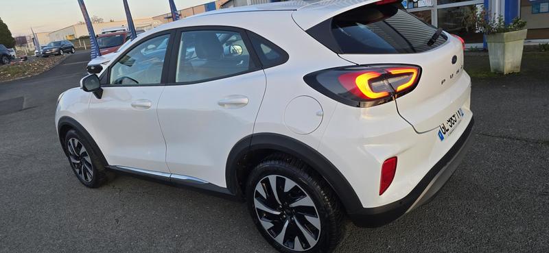 Ford Puma 1.0 Flexifuel Hybrid 125 mHEV Titanium