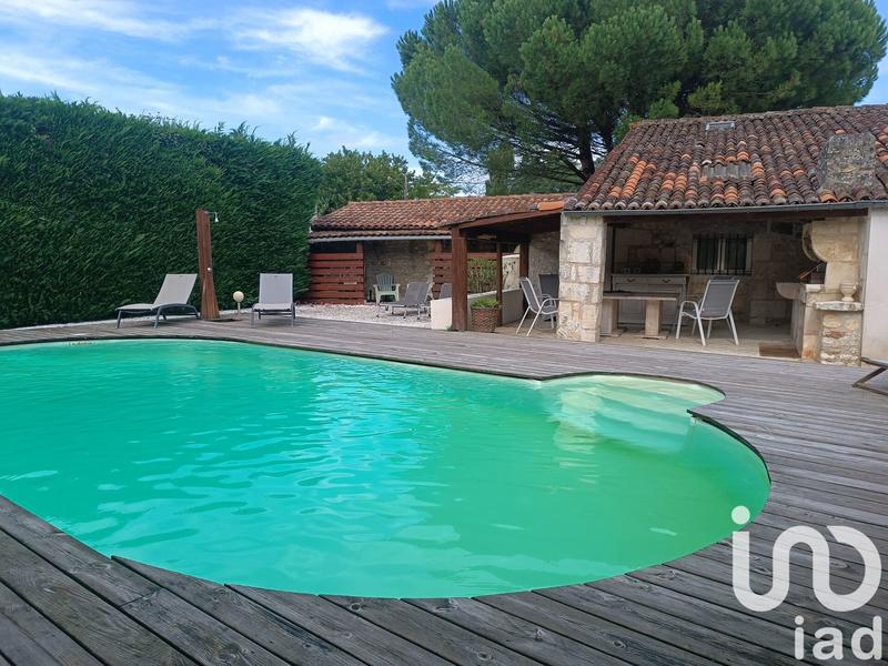 Maison - 252 m² - 10 pièces