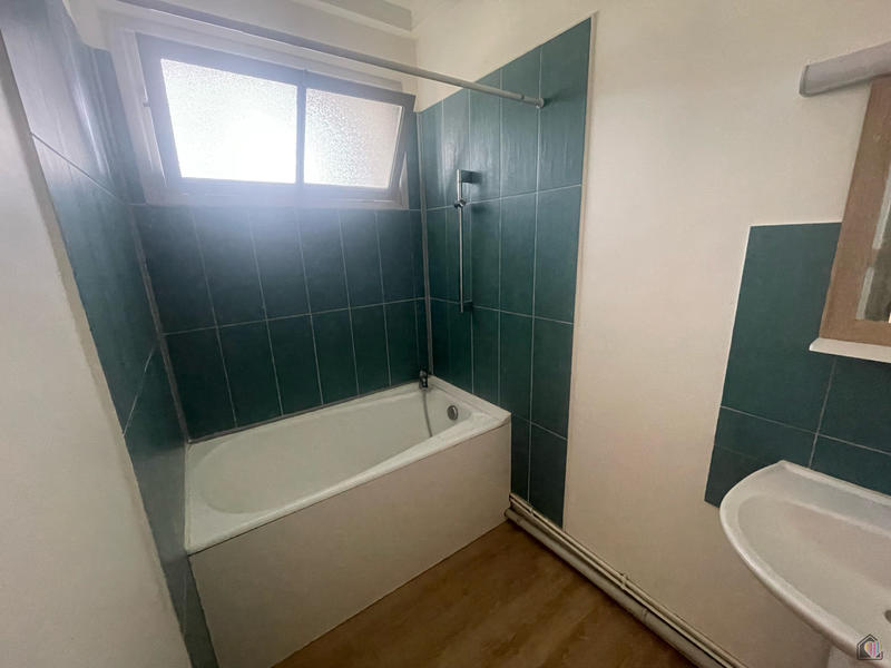 Appartement - 81 m² - 5 pièces