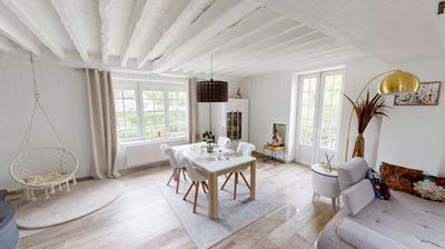 Maison - 345 m² - 12 pièces