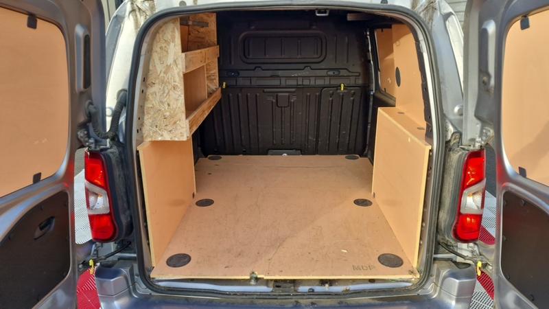 Peugeot Partner Fourgon Standard 650 Kg Bluehdi 100 Ss Bvm5 Asphalt