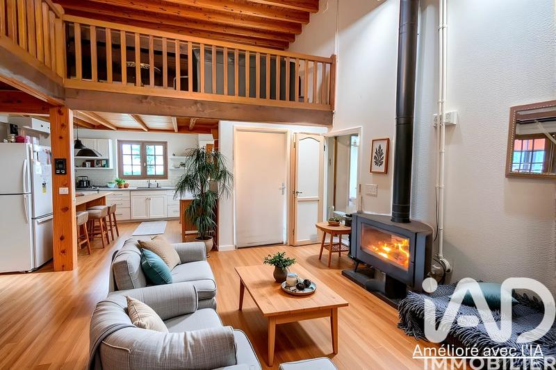 Maison - 243 m² - 9 pièces