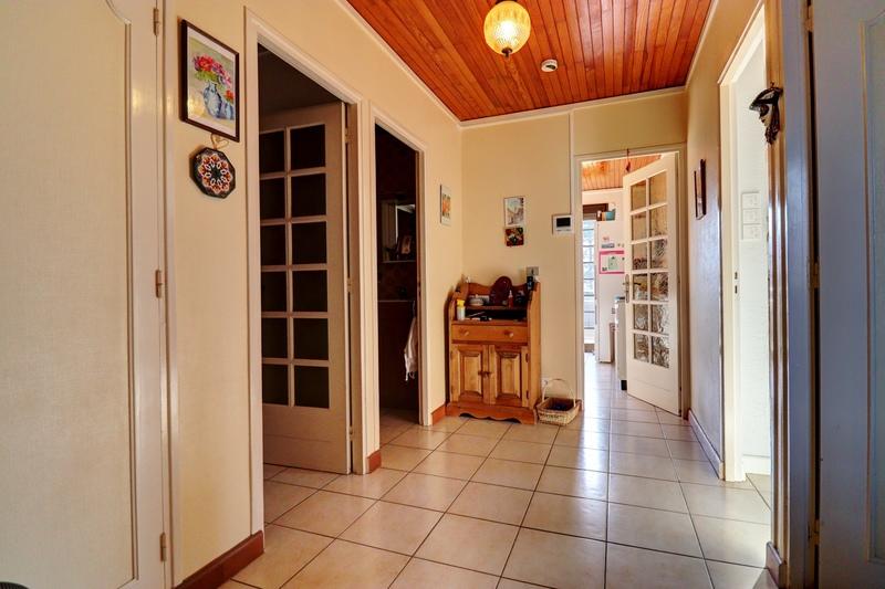 Maison - 260 m² - 7 pièces