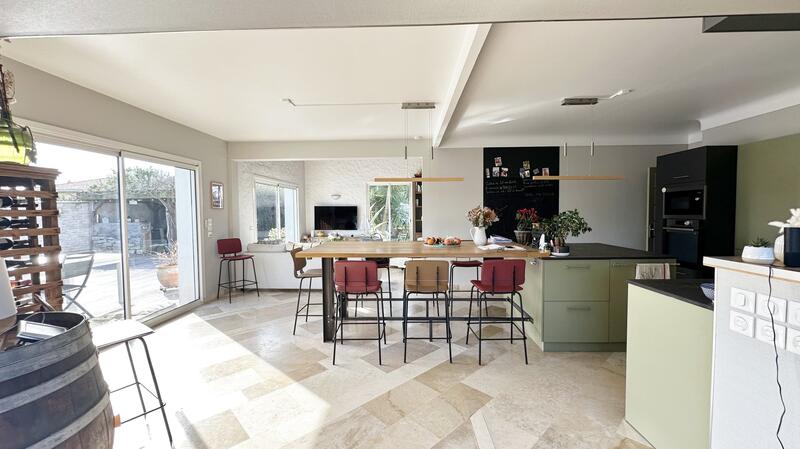 Maison contemporaine - 177 m² - 6 pièces