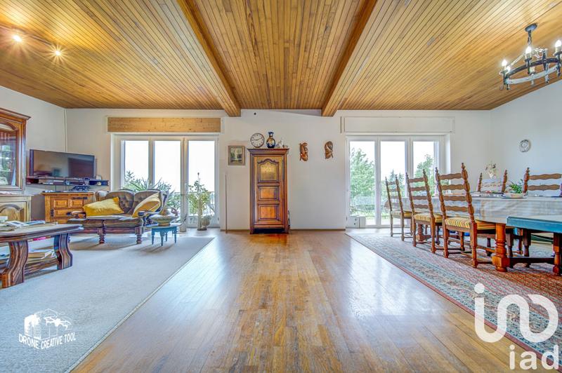 Maison de village - 233 m² - 7 pièces