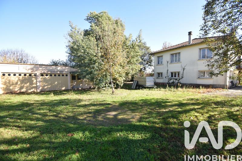 Maison - 195 m² - 10 pièces
