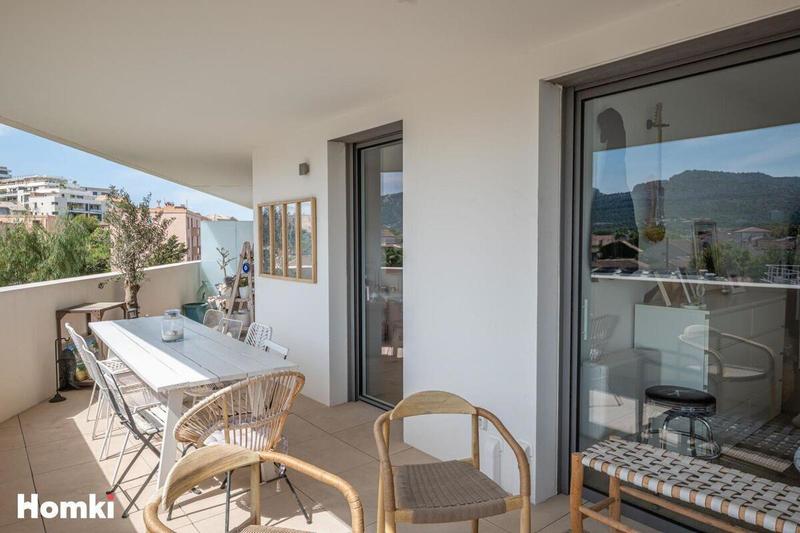 Appartement - 80 m² - 3 pièces