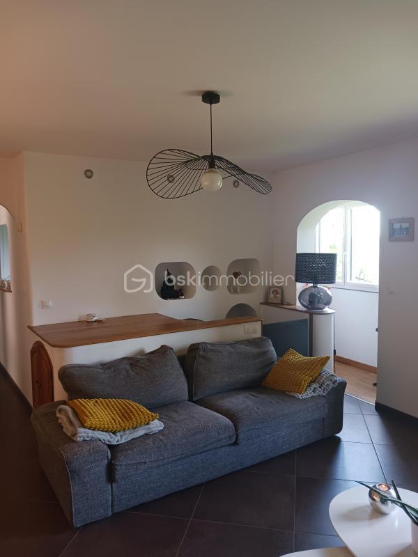 Maison - 100 m² - 5 pièces