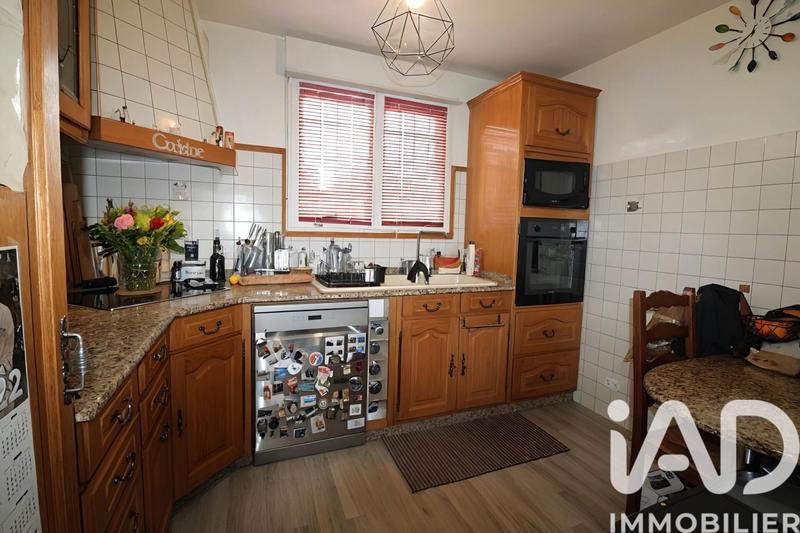 Maison - 93 m² - 5 pièces
