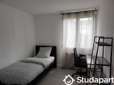 Chambre - 10 m² - 1 pièce