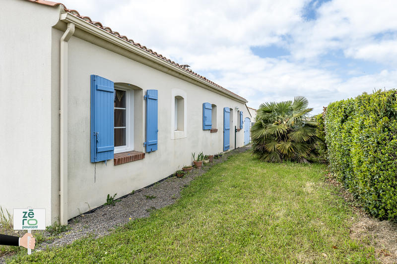 Maison - 93 m² - 4 pièces