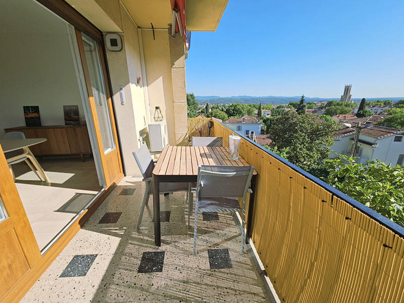 Appartement - 100 m² - 4 pièces