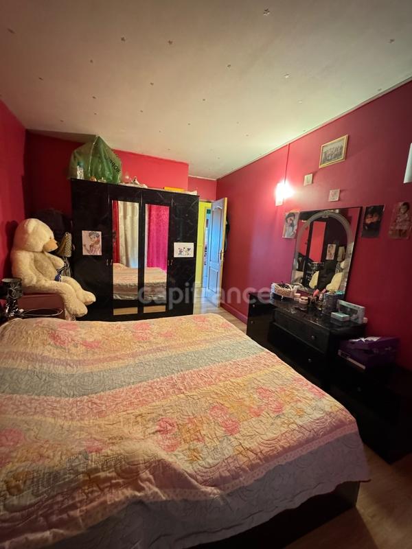 Appartement - 83 m² - 5 pièces