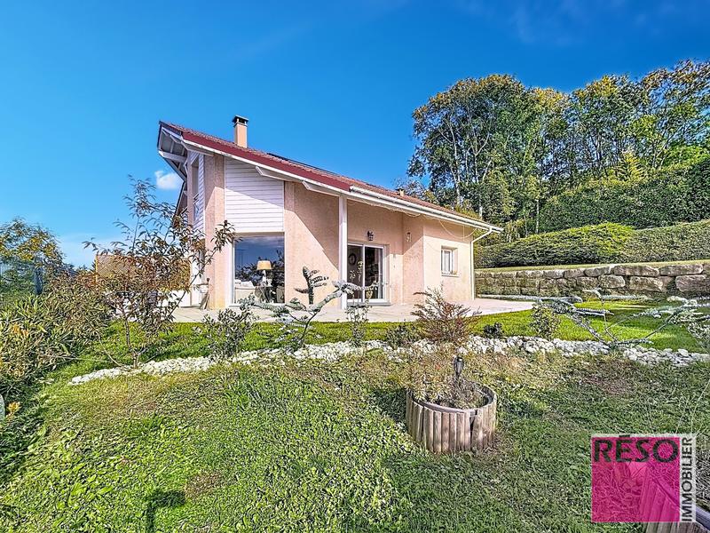 Maison - 140 m² - 5 pièces