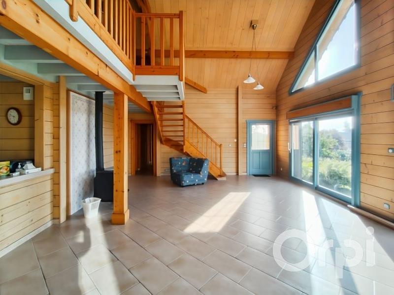 Maison - 137 m² - 6 pièces