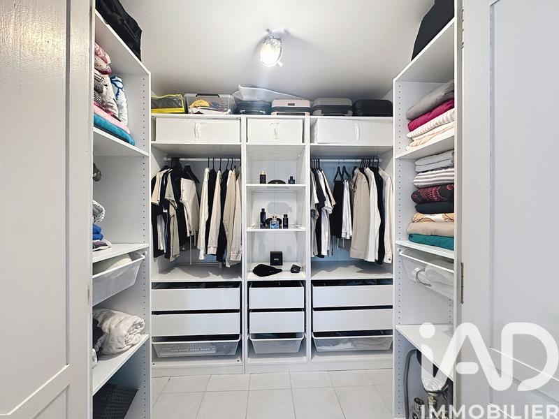 Maison - 206 m² - 6 pièces